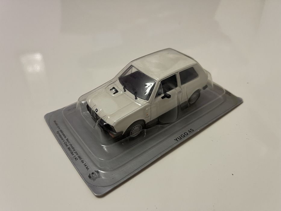 Kultowe auta prl deagostini YUGO 45