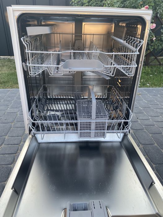 Вбудована посудомийна машина Bosch