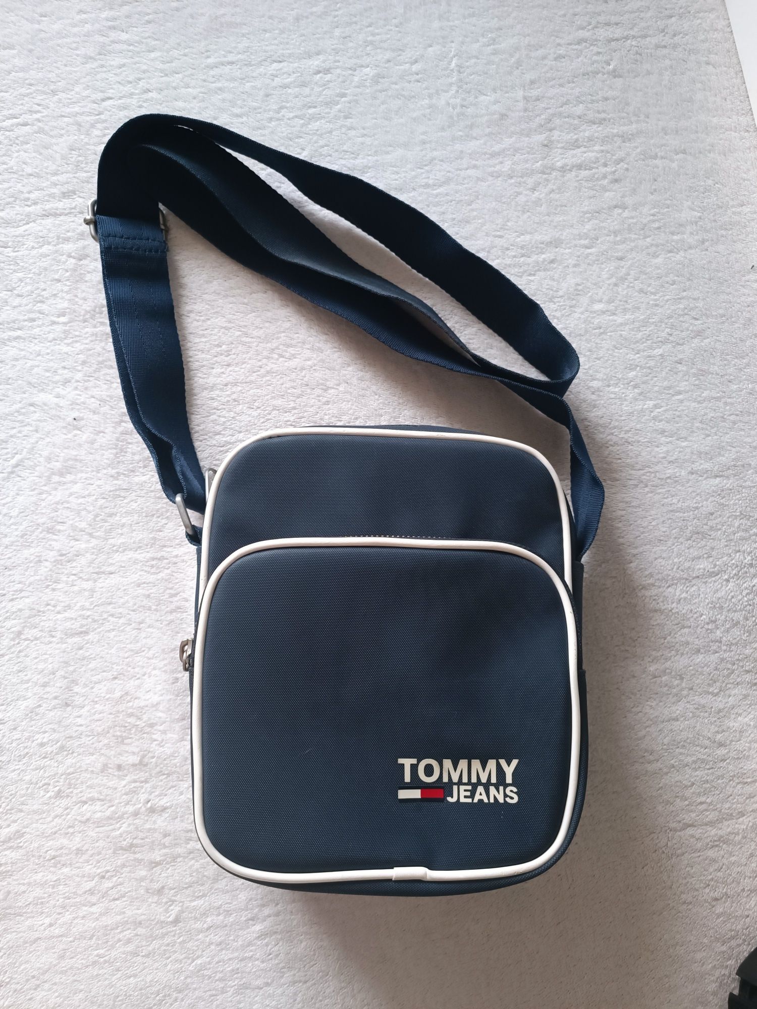 Torebka listonoszka Tommy Hilfiger