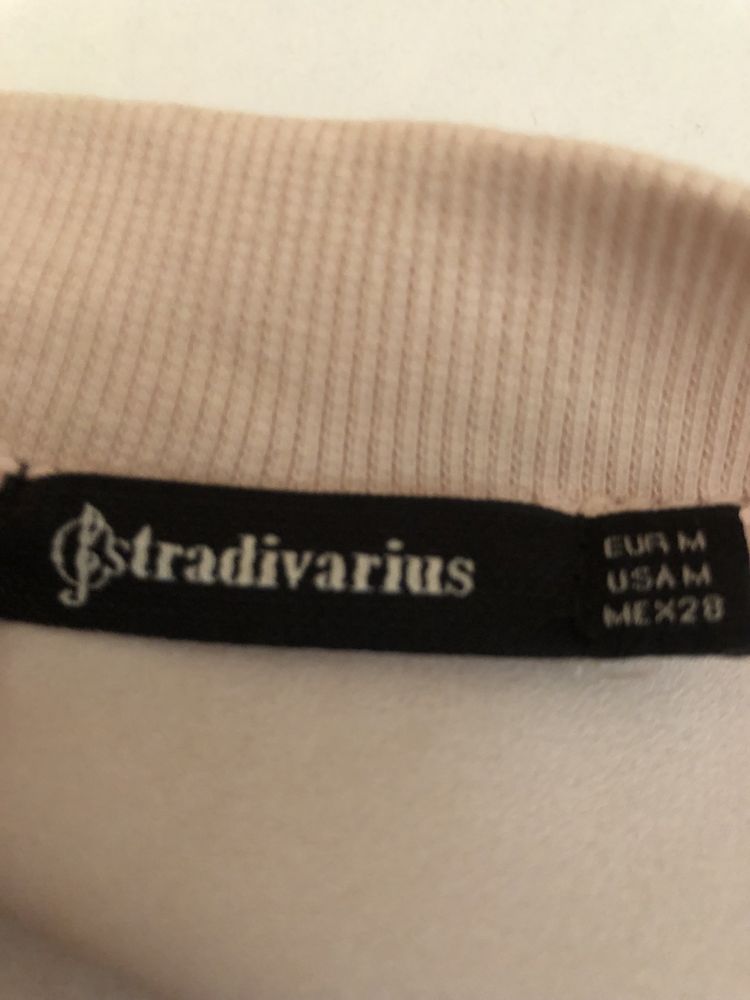 Casaco fino com estampa marca Stradivarius tamanho M