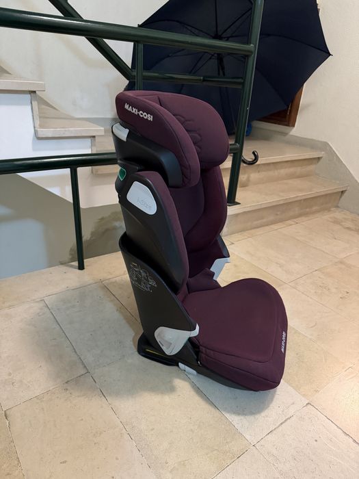 Cadeira auto em bom estado,pouco usada