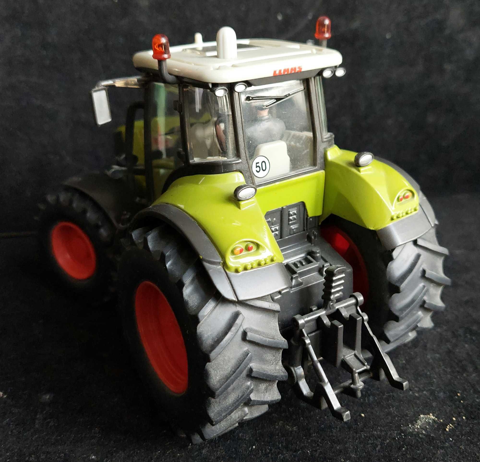 Siku 3280 ciągnik Claas Axion 950  1:32