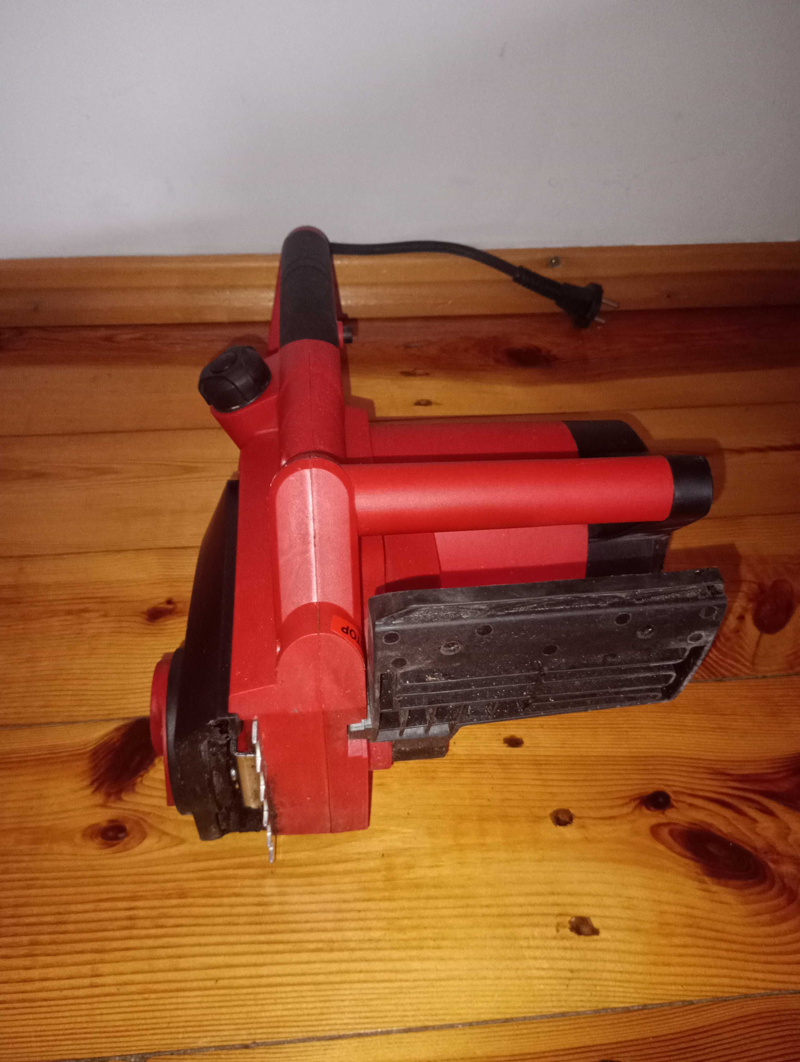 Piła łańcuchowa elektryczna Einhell GH-EC 1835