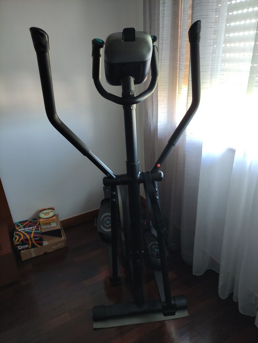 Elíptica da Decathlon