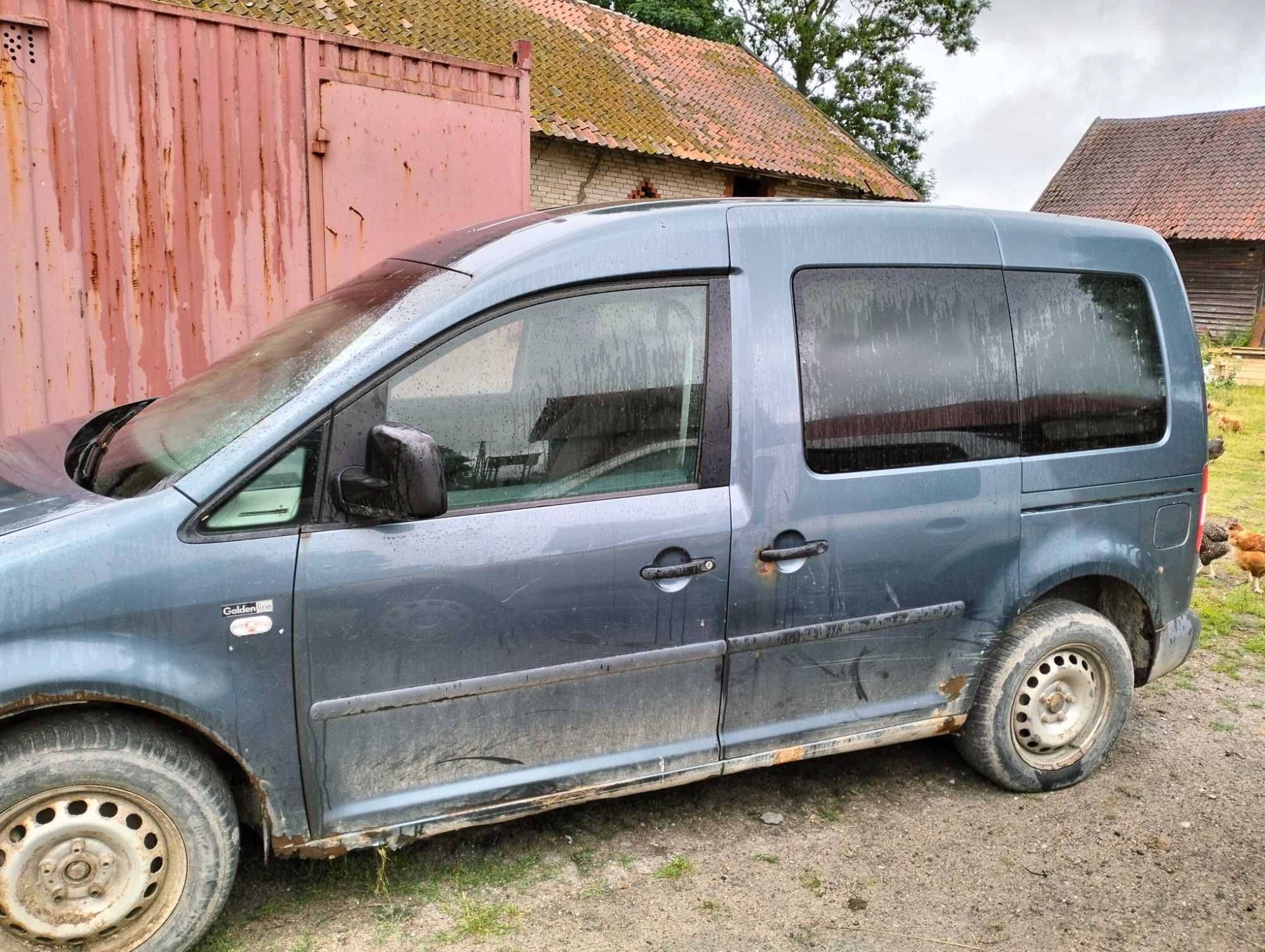 VW Caddy III 2K 1,9 tdi  części skrzynia biegów Klapa tył drzwi 2008