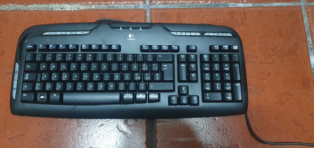 Teclado logitech