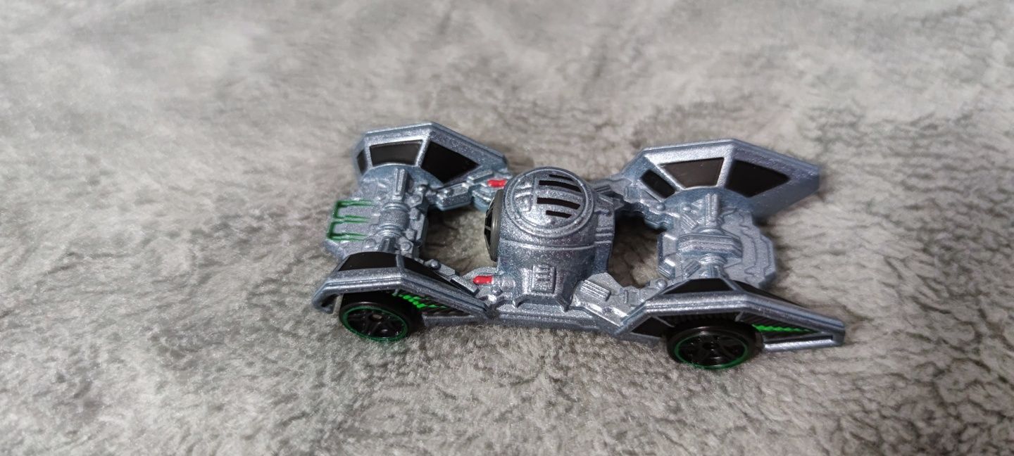 Zestaw aut hotwheels Star Wars