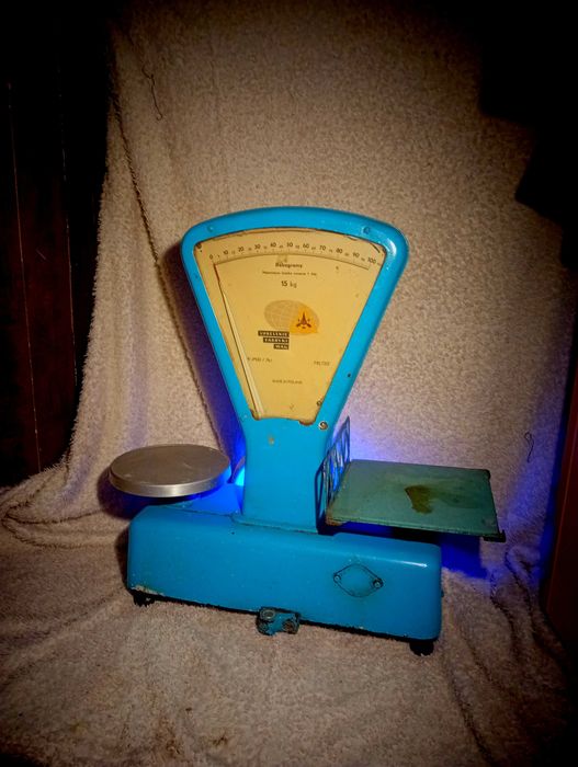 Starodawne wagi z PRLu  LFW