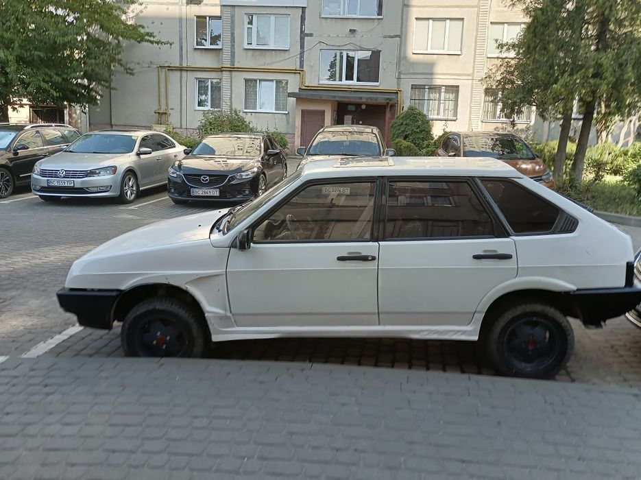 Продам ВАЗ 2109 .