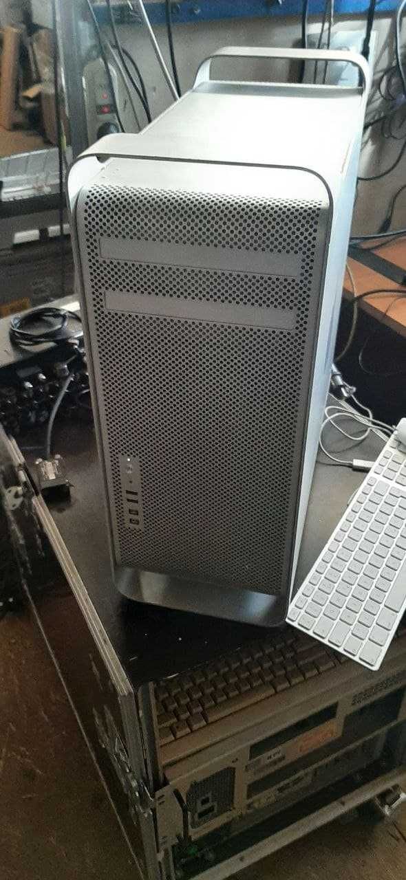 компьютер  MacPro4,1