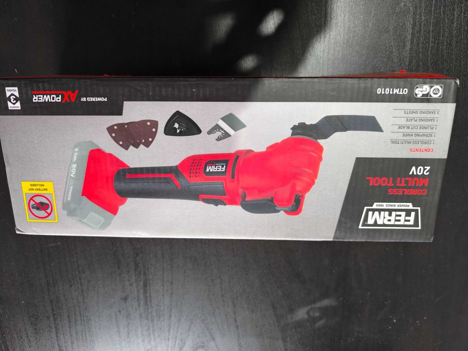 Ferramenta multifunções nova