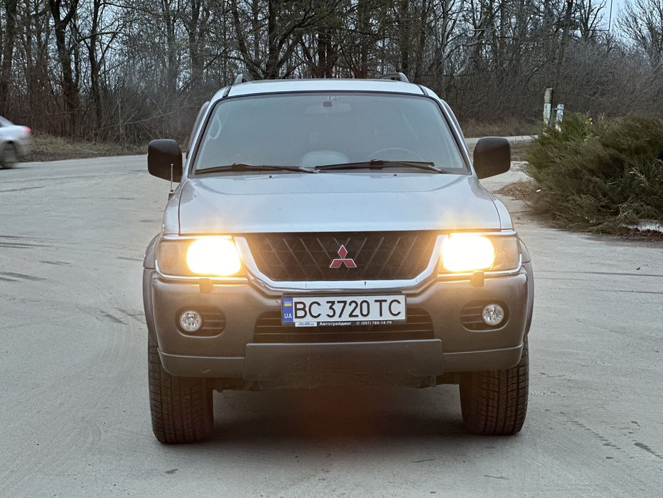 Mitsubishi Pajero Sport 3.0 газ/бензин