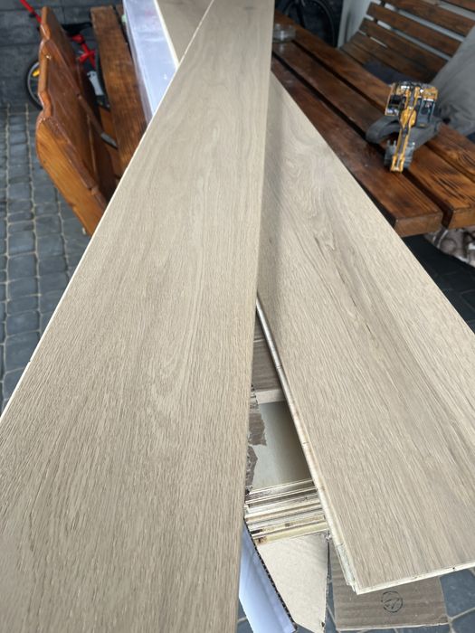 Parkiet, deska, desja podłogowa, dębowa