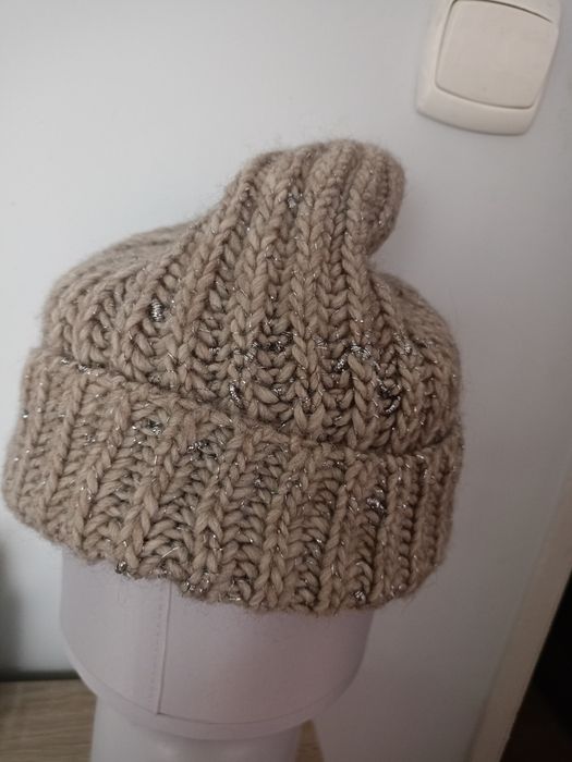 Czapka damska z wełną