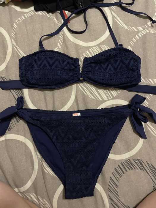 Купальники розмір S prettylittlething