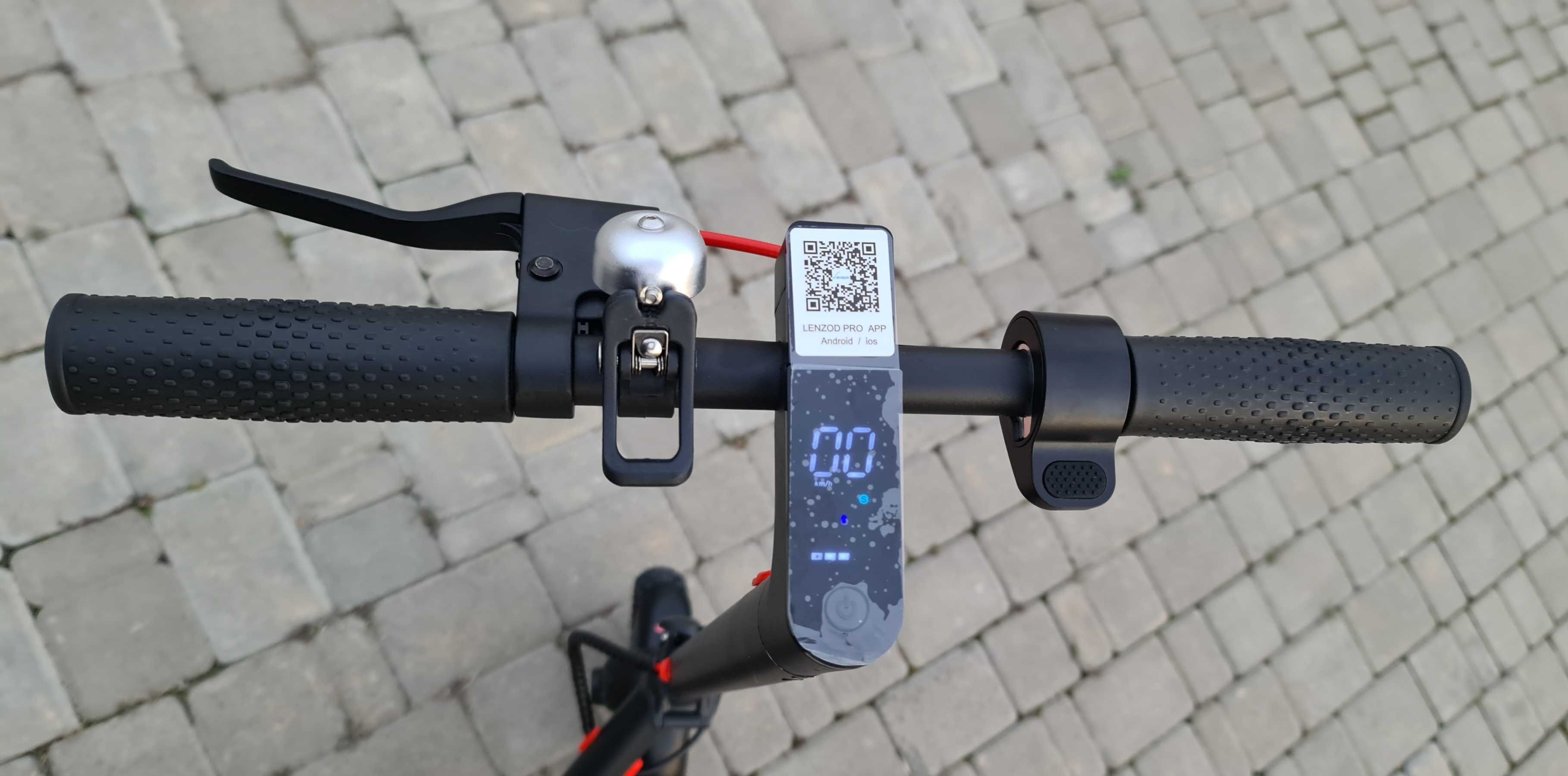 Самокат новый, электрический 350W !