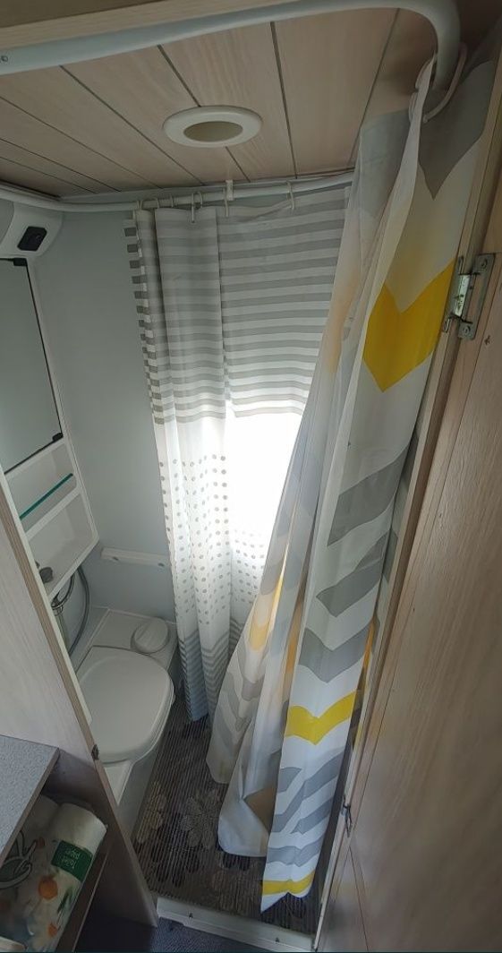 Przyczepa kempingowa caravelair 330