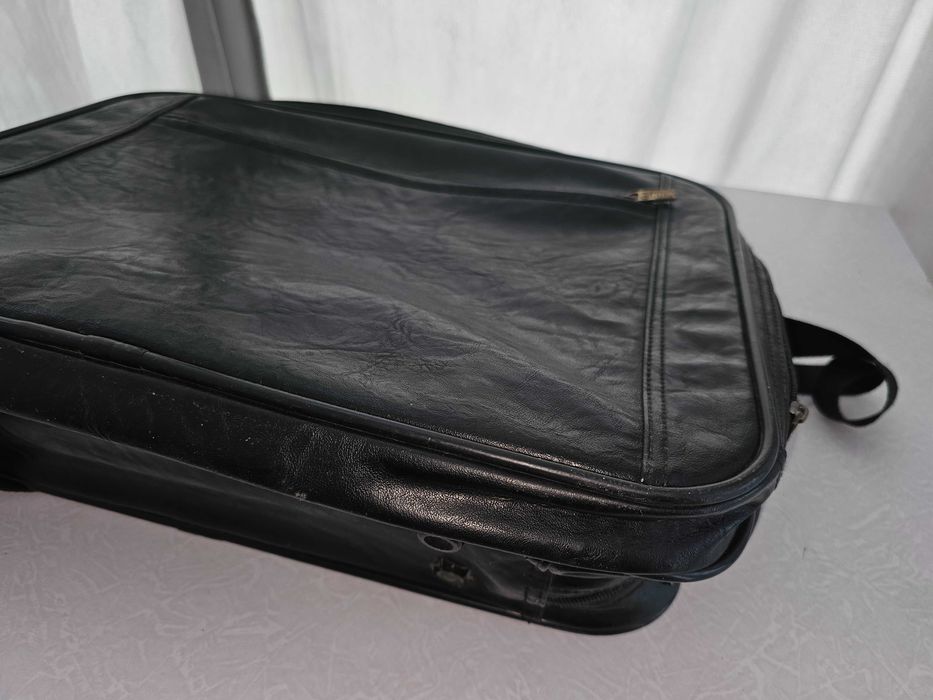 Вместительная фирменная сумка Bulaggi