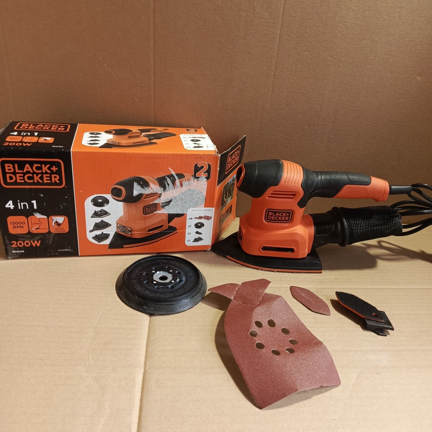 Szlifierka oscylacyjna mimośrodowa delta Black decker bew200 4w1