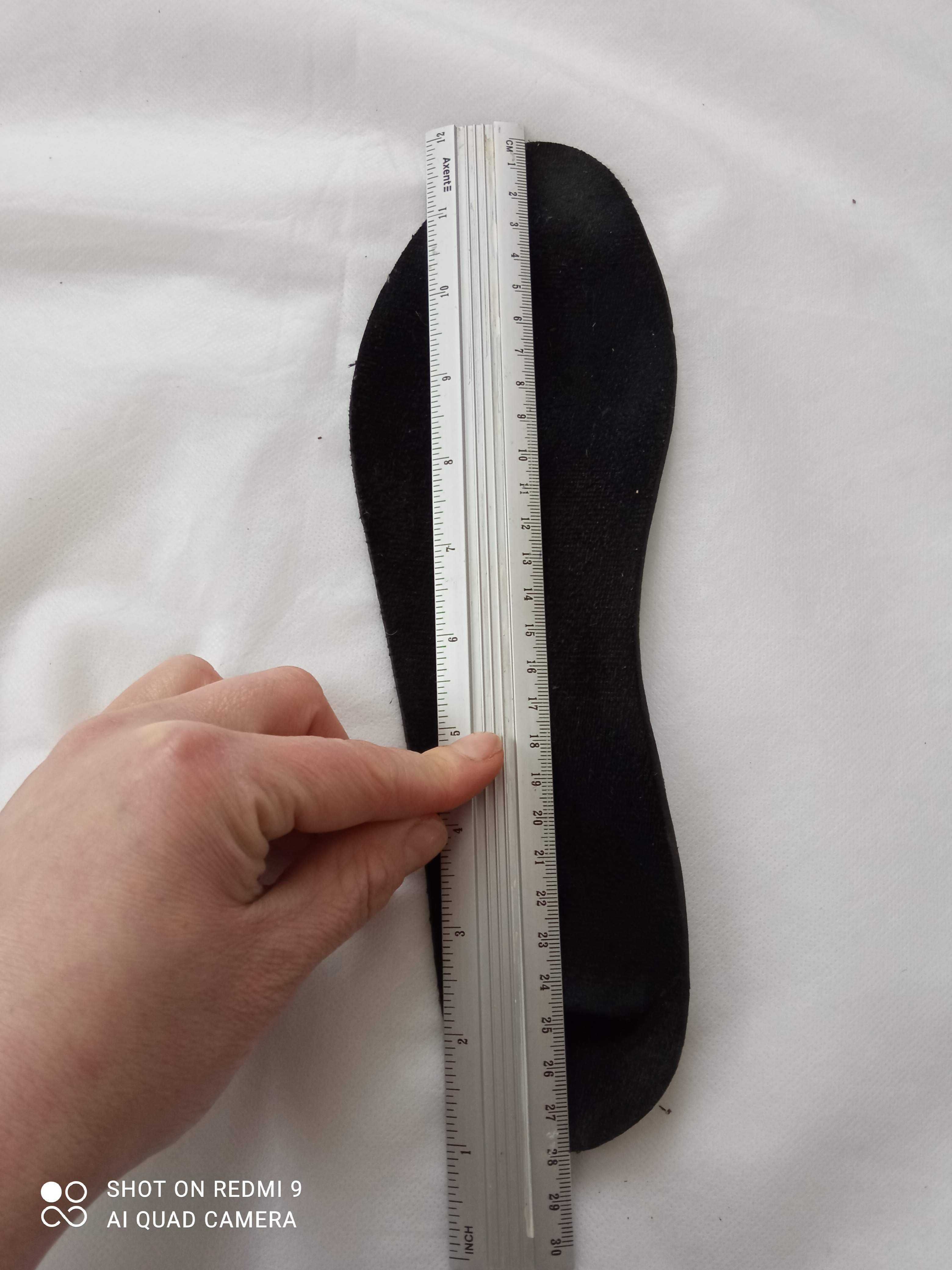 Чорні бутси Adidas оригінал, 41 р.