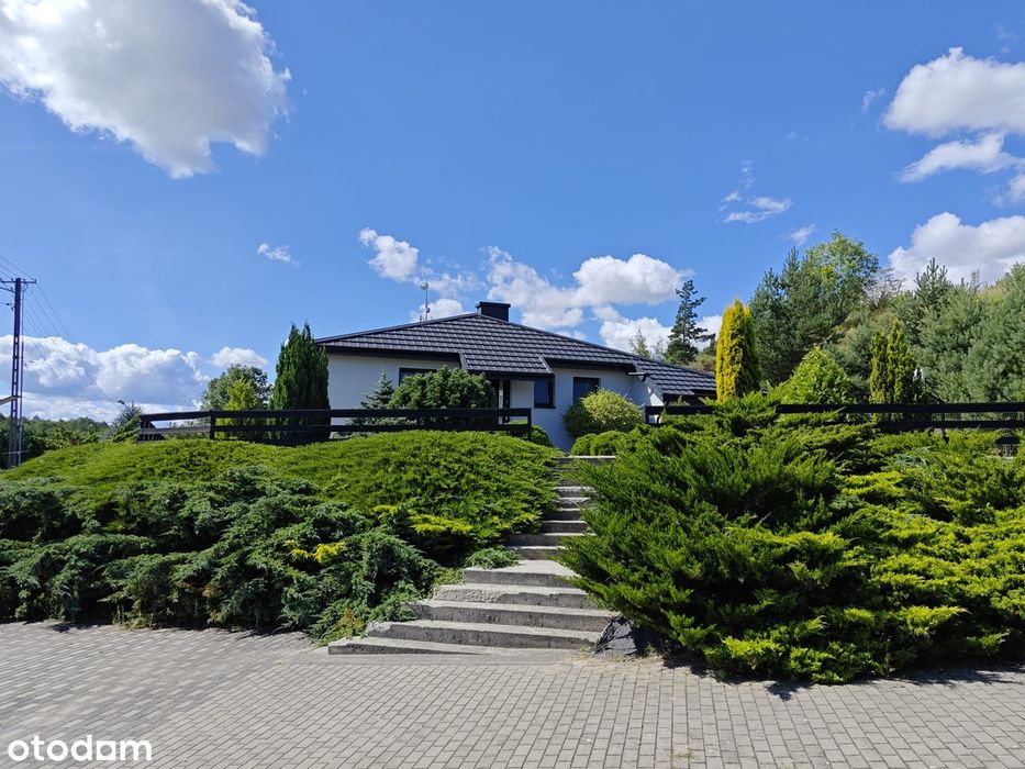 Dom parterowy z dużą, zagospodarowaną działką