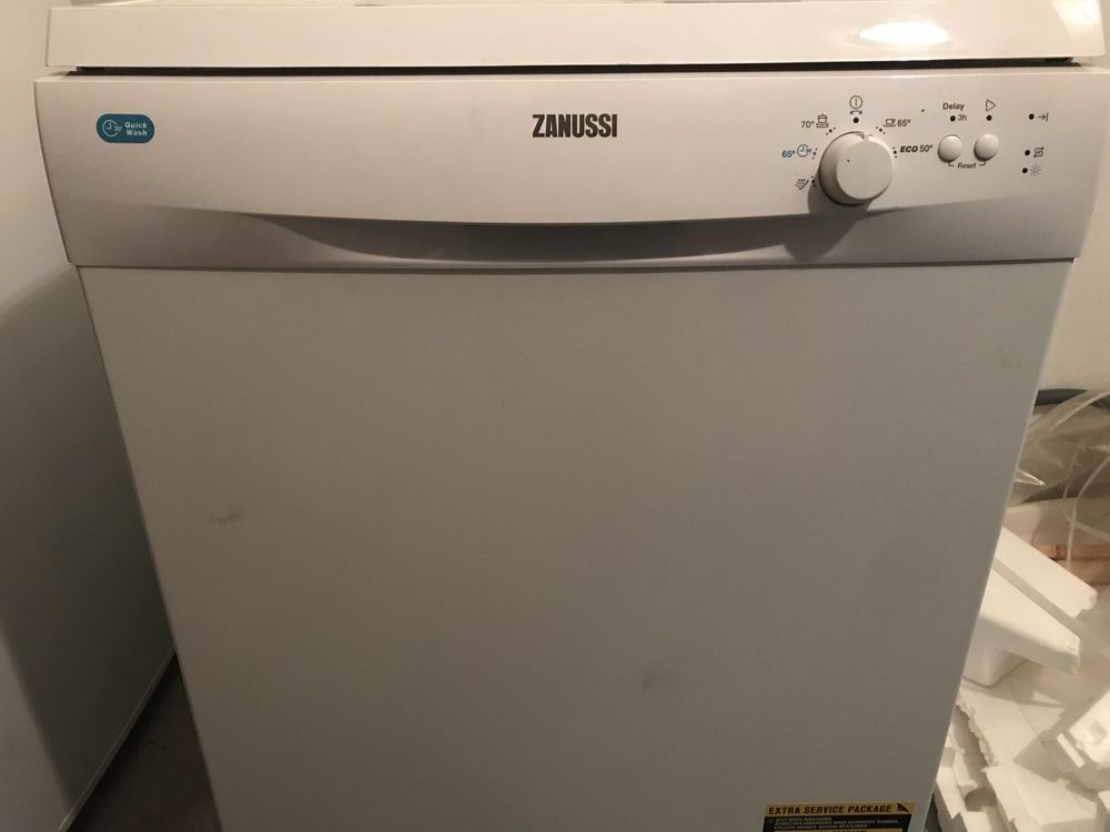 Máquina Lavar Loiça Zanussi