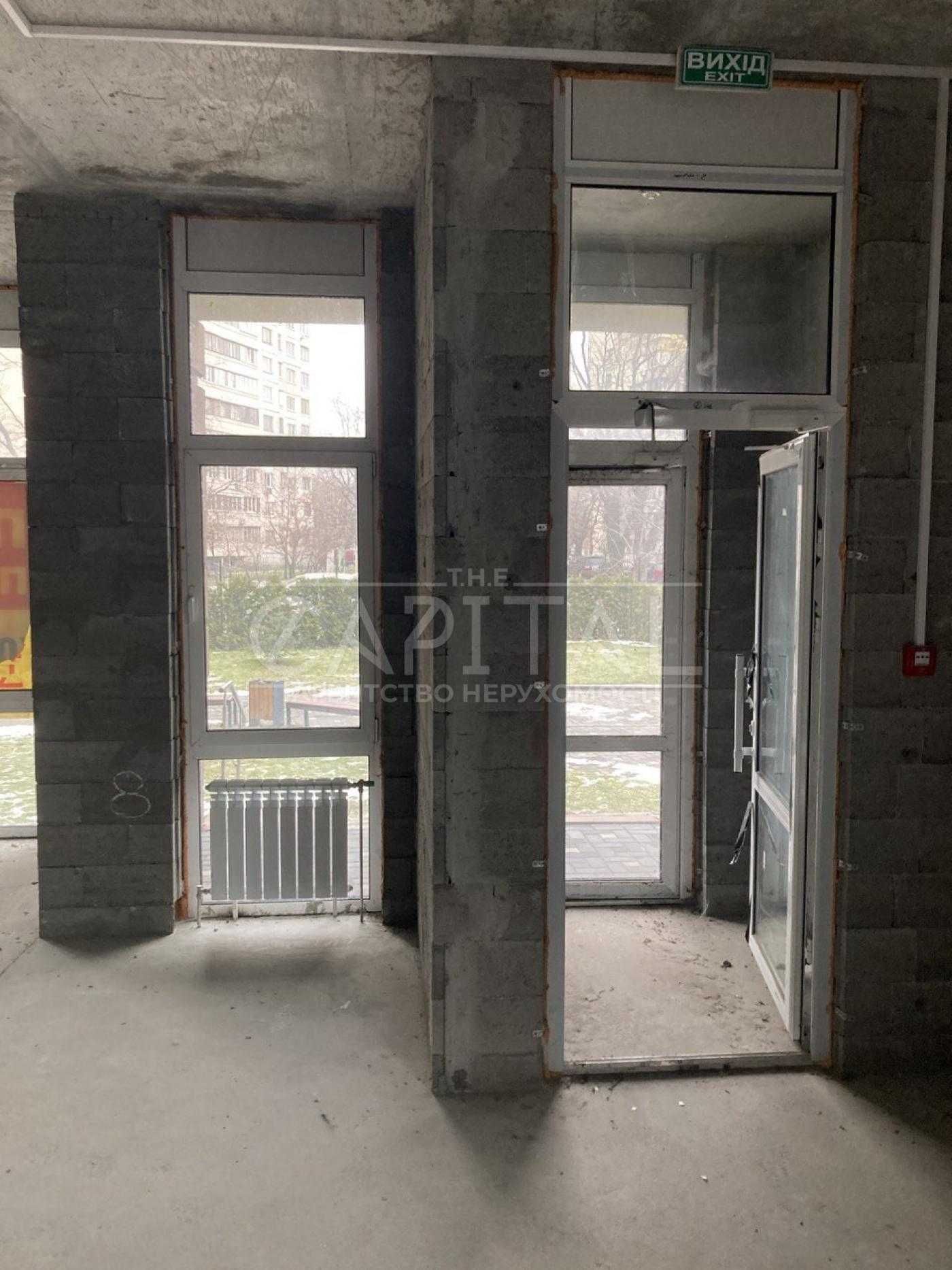 Продаж ФАСАДНЕ приміщення 100 м2 біля метро, Дарницький район