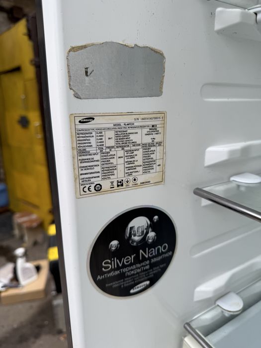 Продам холодильник Samsung