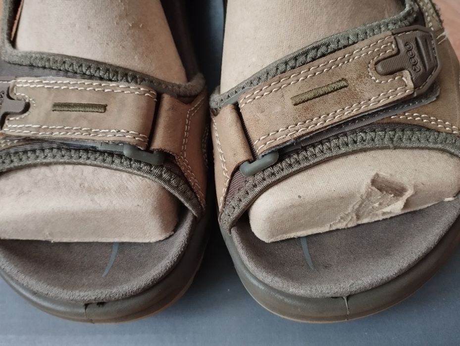 Ecco сандалі 44р