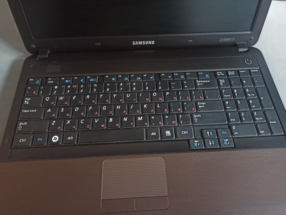 Samsung R540 - неробочий (на запчастини)