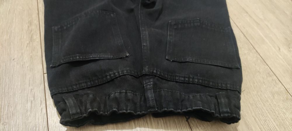 Jeansy szerokie pepperts 134 prawie nowe 
Stan idealny używane kilka r