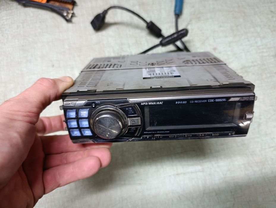 Alpine CDE-9882Ri + Bluetooth