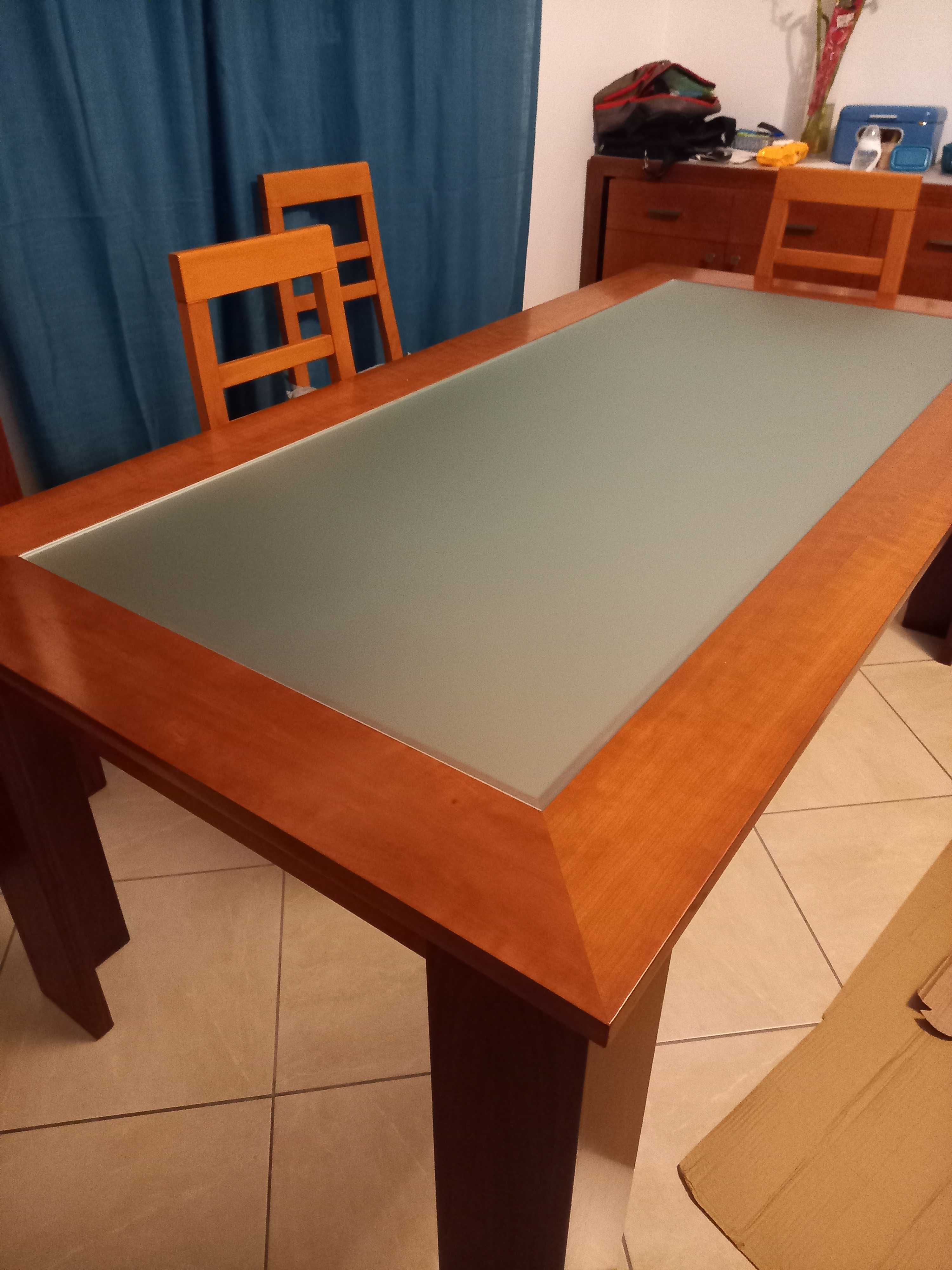 Mesa sala com 2m por 1m