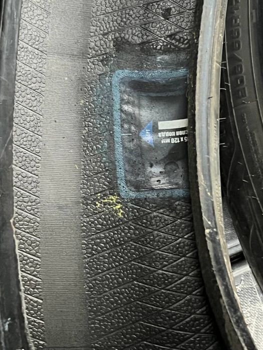 Резина goodyer зимова 205/55 r17