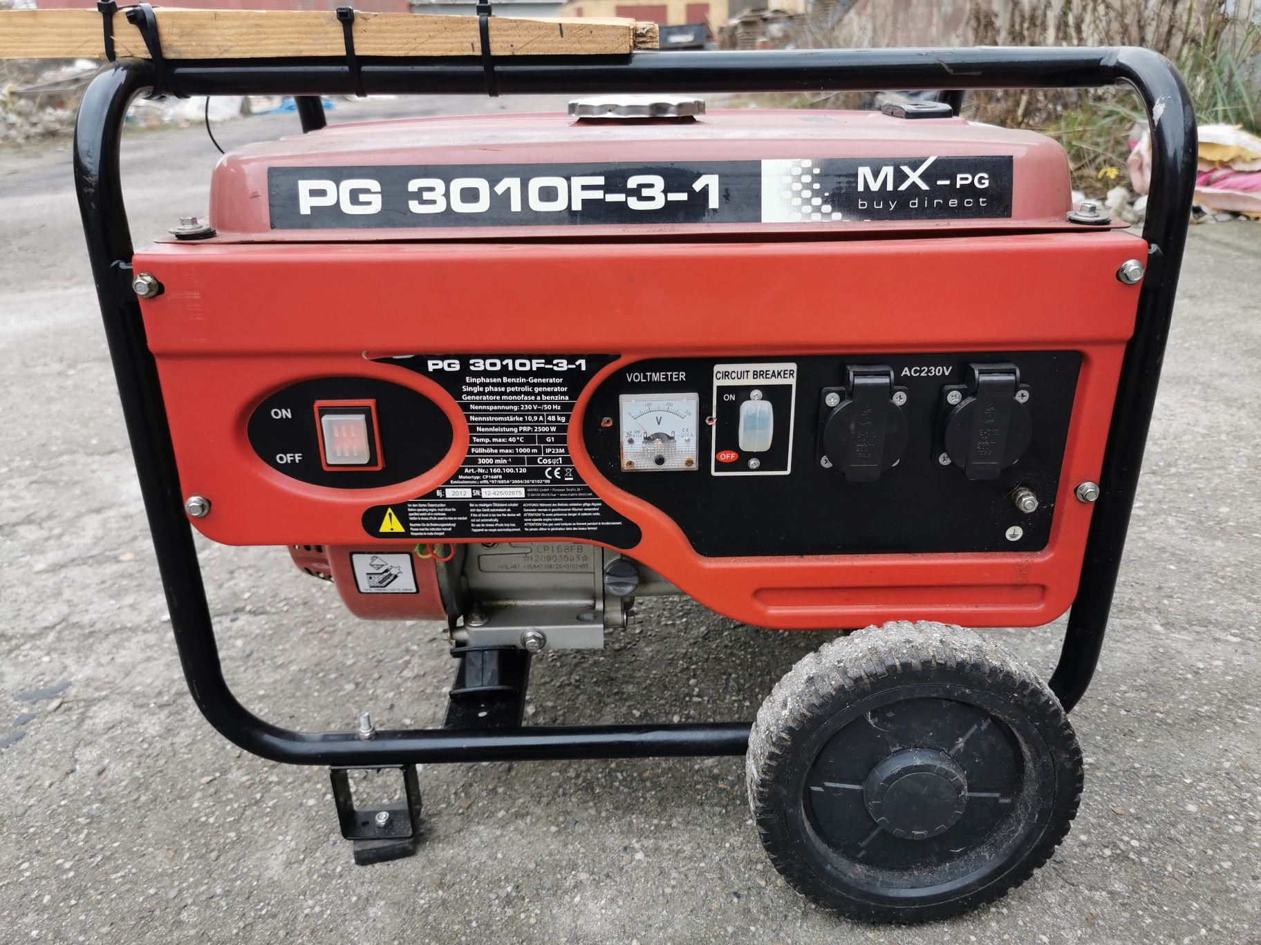 Generator prądotwórczy 1 fazowy 2500 W. Stan bardzo dobry.