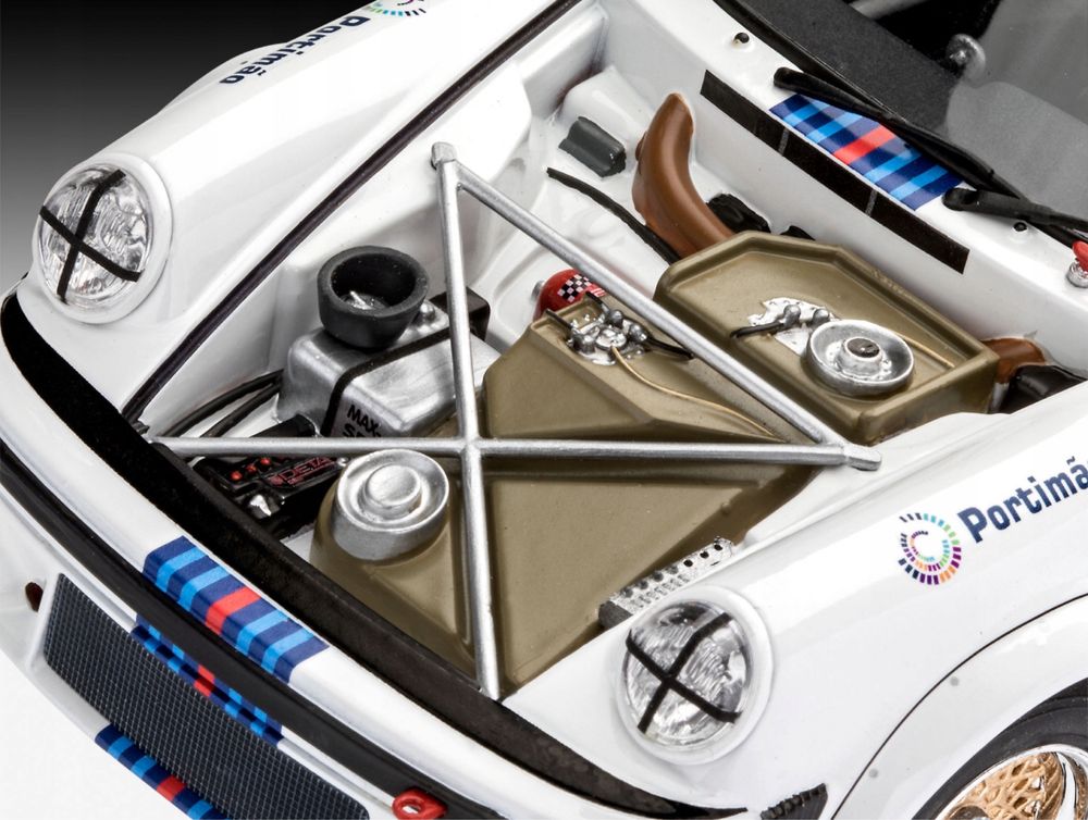 Model do sklejania Revell 07685 Porsche 934 RSR "Martini"  1:24