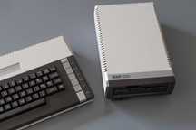 Atari 1050 stacja dysków do 800XL 600XL XE