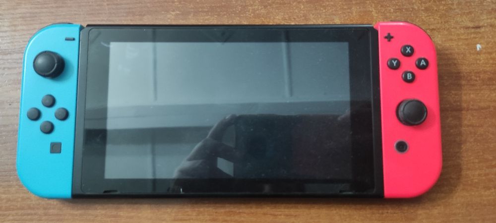 Nintendo switch z całym zestawem grami i akcesoriami