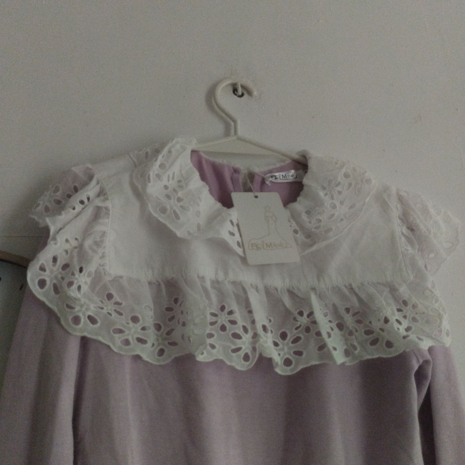 Sweter cienkiego z viskozy