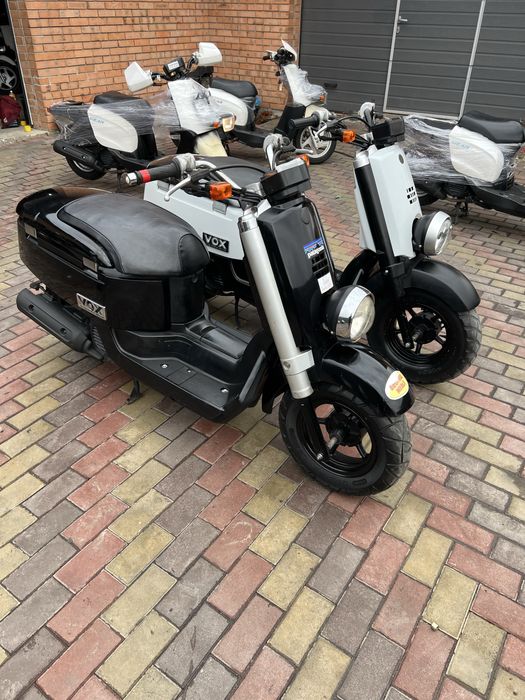 скутер Suzuki Burgman 200 без пробігу по Україні з Японії