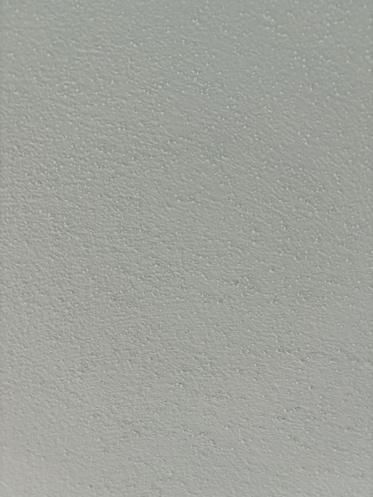 Tynki Cementowo-Wapienne prostuja sciany.