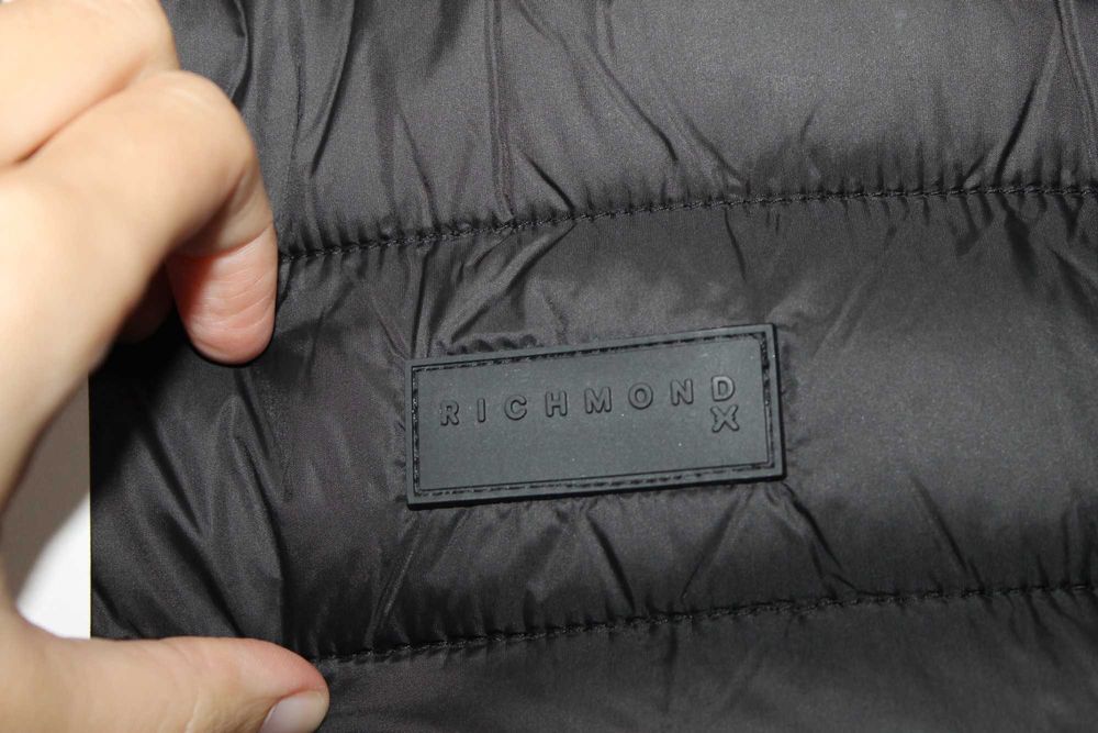 Оригінальна куртка John Richmond