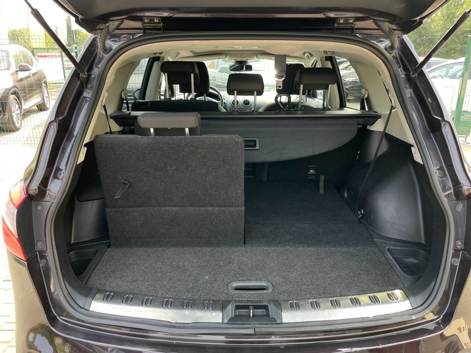 Nissan Qashqai+2 2012