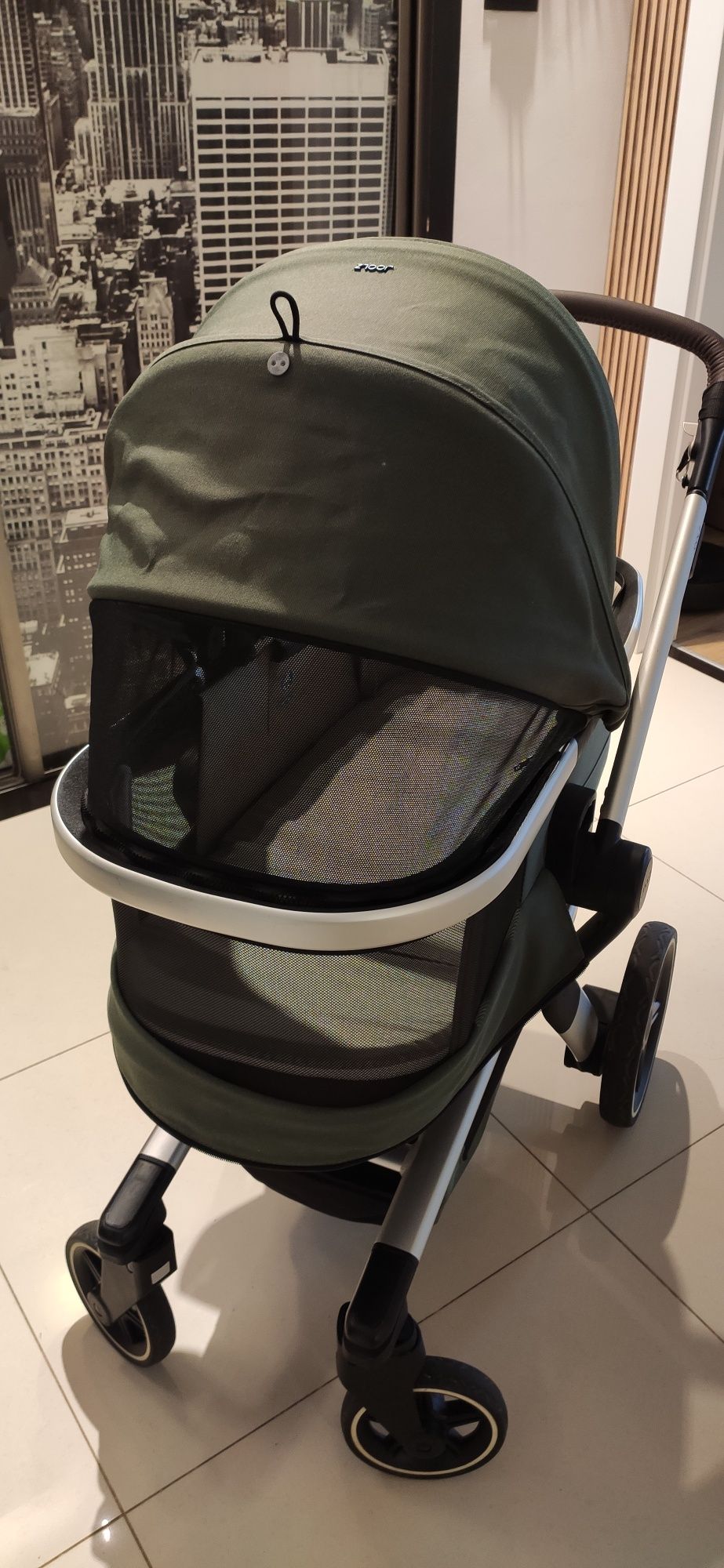 Wózek spacerowy z gondolą JOOLZ
