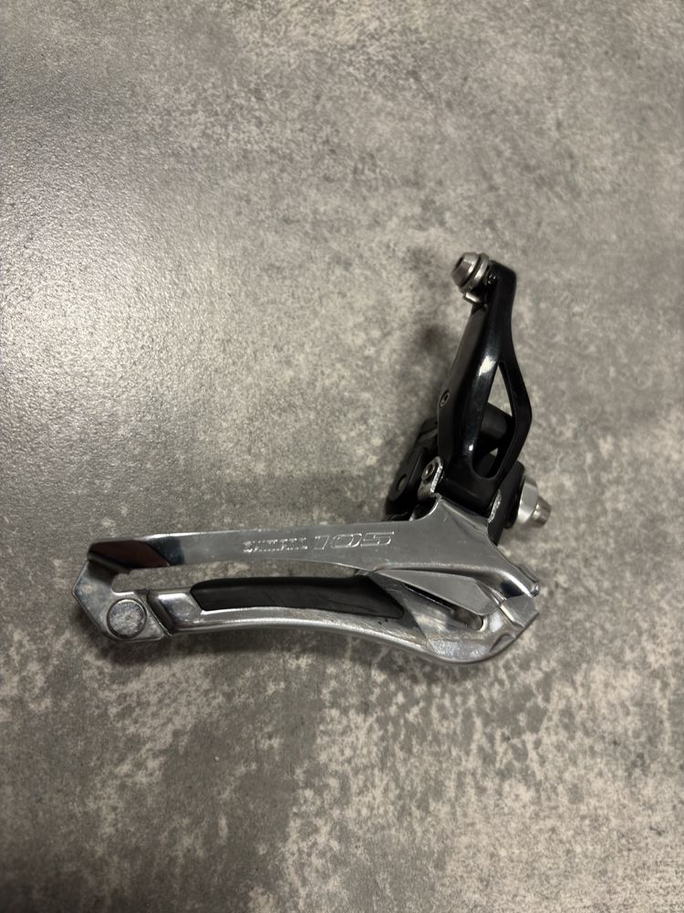 Osprzęt/ Napęd SHIMANO 105 - szosa