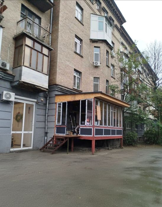 Оренда комерційного нежитлового приміщення вул.  Кирилівська 109в 44м²