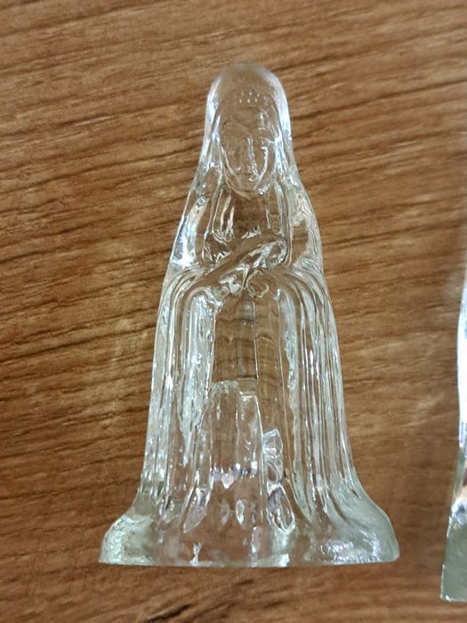 Figurki szklane do szopki świątecznej