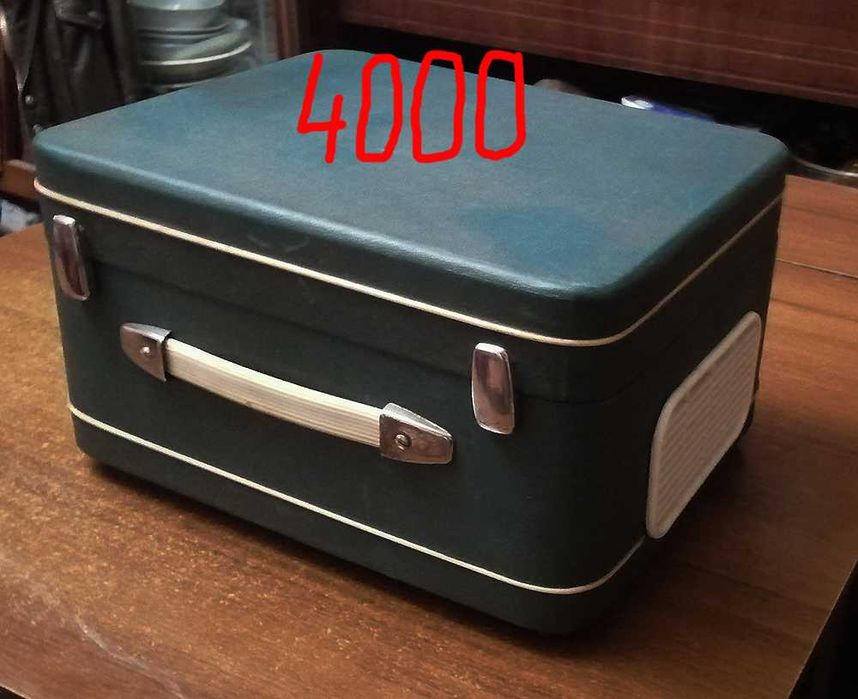 Запчасти к  магнитофонам и радиолам  СССР.
