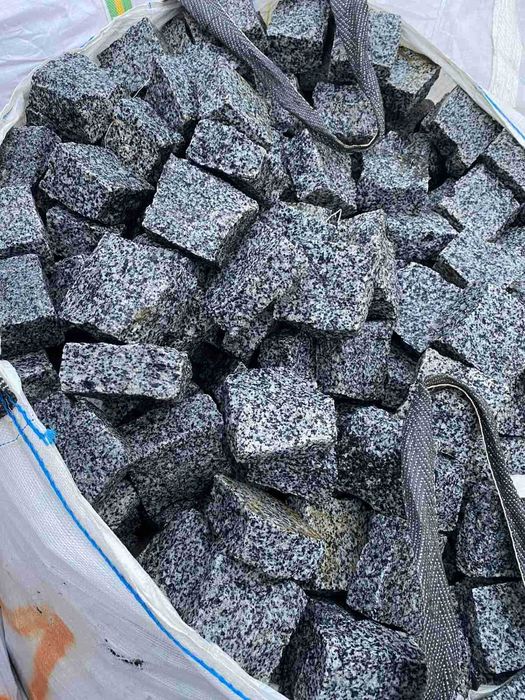 Kostka granitowa z UA – sprzedaż hurtowa z dostawą