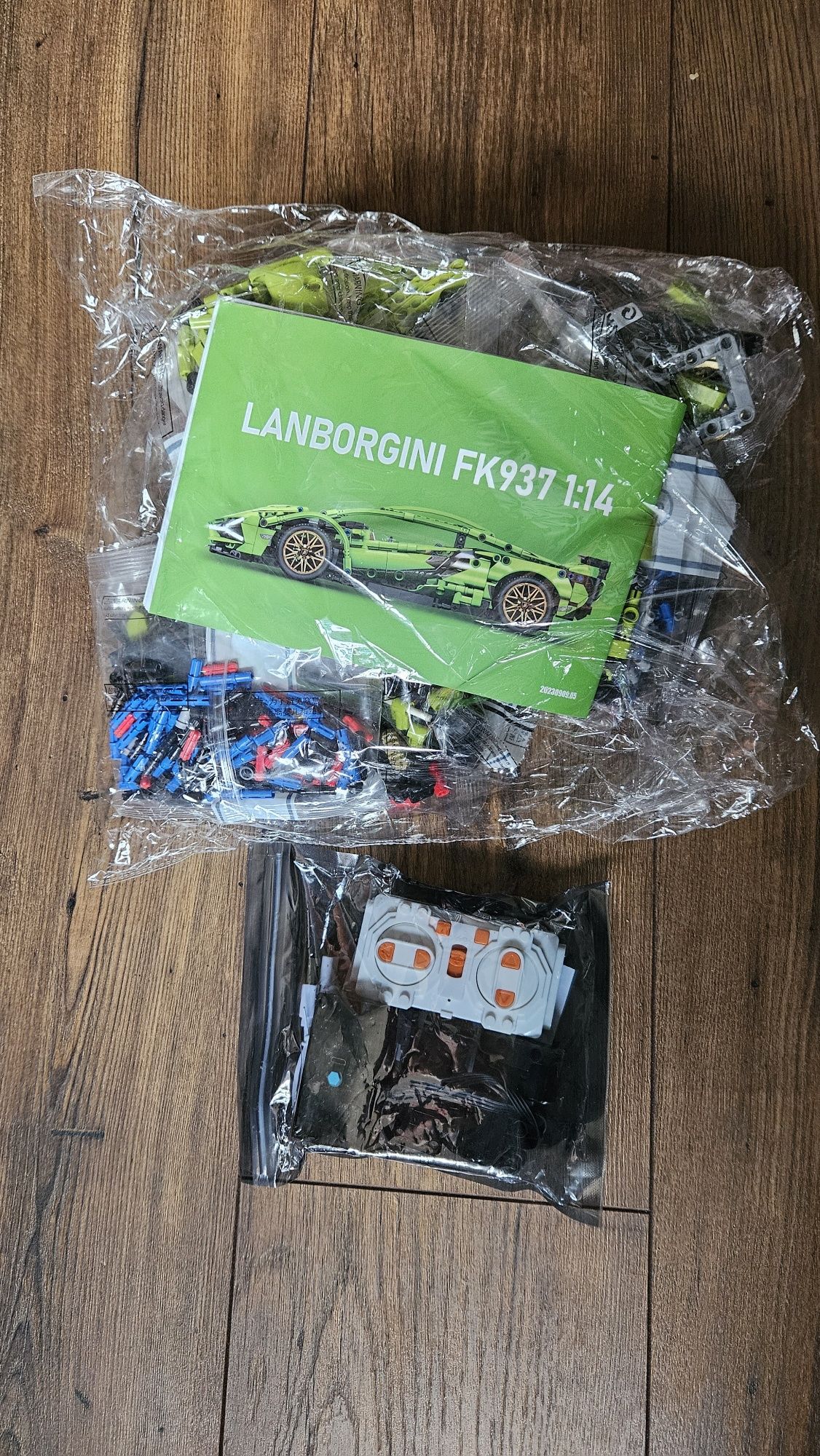 Klocki Lamborghini Sian typu technic z zestawem zdalnego sterowania RC